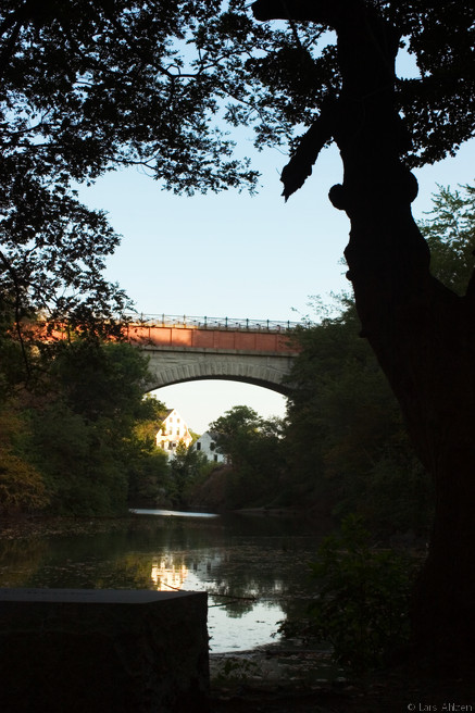 Echo Bridge
