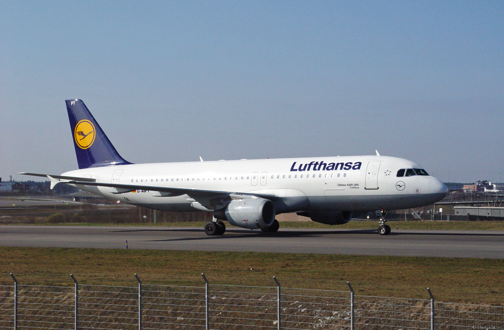 Aircraft 03 LH A320