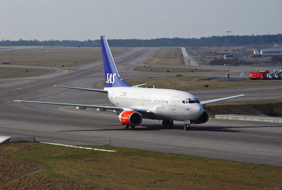 Aircraft 06 SK B737