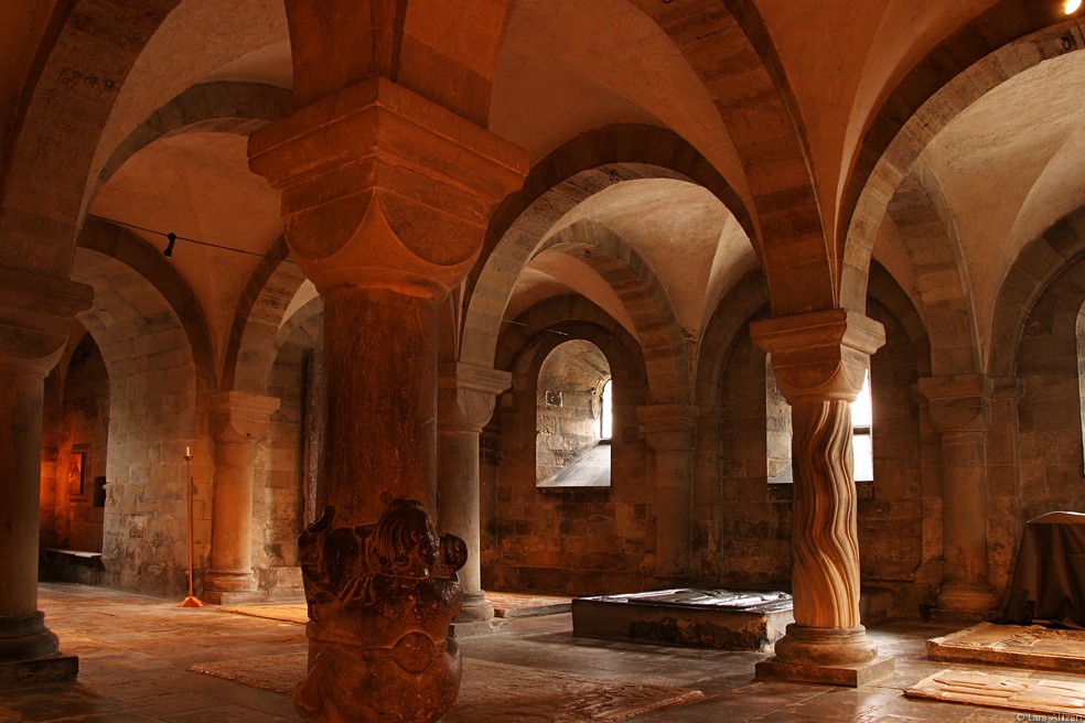 Crypt