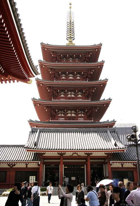 Temple 3