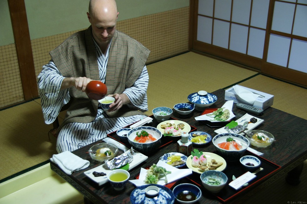 Shibu Hotel Room 2
